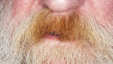 چگونه زردی سبیل را از بین ببریم – ۱۰ نکته مهم در رفع زردی سبیل بر اثر سیگار