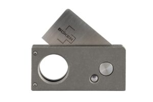 بررسی کامل کاتر سیگاربرگ Böker Plus Cigar Cutter